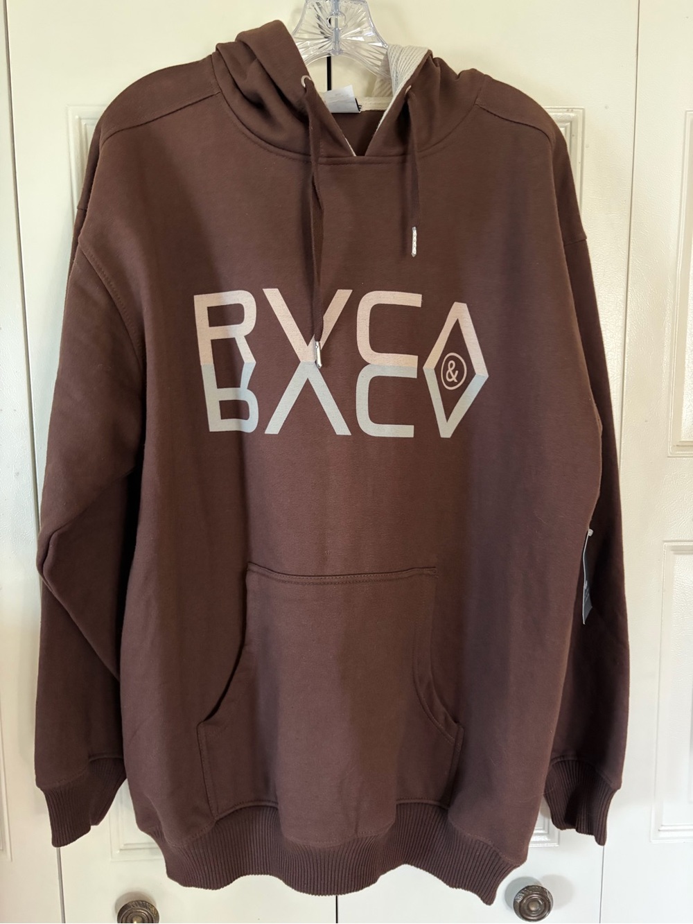 RVCA Hoodie Men’s NWT Streetwear Surfer Skater Sweatshirt Size XL Lined Hood